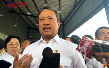 Menteri Trenggono Ungkap Alasan Strategis di Balik Penundaan Pencabutan Pagar Tak Berizin di Laut Tangerang