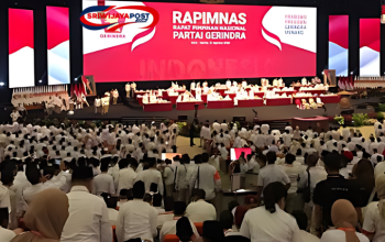 Gerindra Geser PDIP: Elektabilitas Tertinggi dalam Survei Terbaru