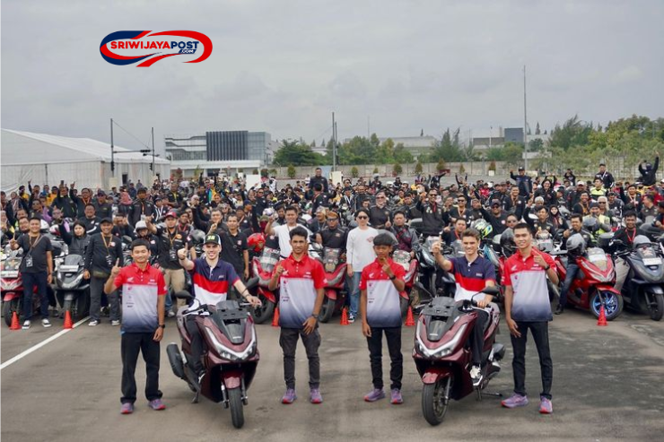 Joan Mir dan Luca Marini Ramaikan Acara Honda PCX dengan 500 Rider