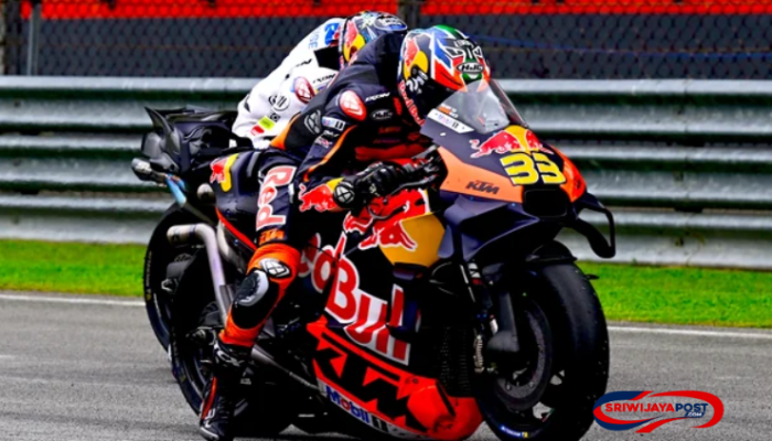 Kenapa Motor MotoGP Terlihat Ceper Saat Start? Ini Penjelasannya