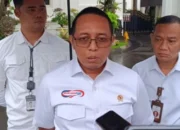 Hasan Nasbi Batal Mundur, Tetap Pimpin Komunikasi Kepresidenan!