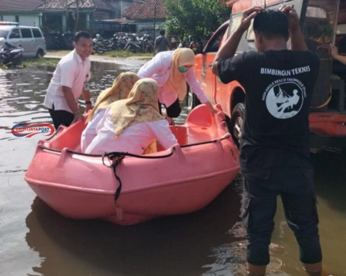Tim Medis dan Bantuan Diterjunkan untuk Korban Banjir di Musi Banyuasin