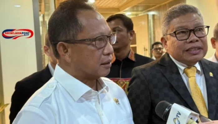 Mendagri Tito Rapatkan Putusan MK soal Pemisahan Pemilu, Ini Penjelasannya!