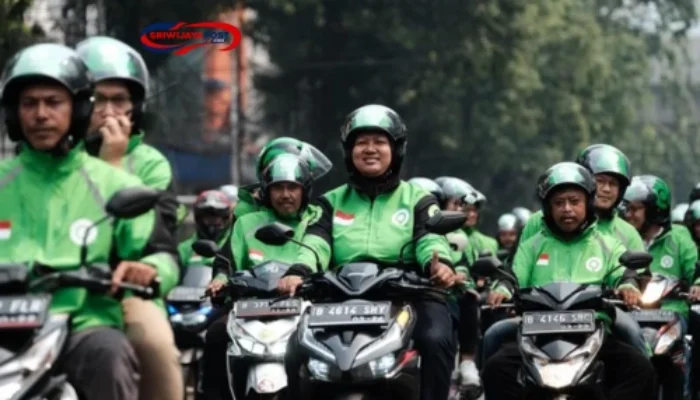 Kemenhub Rencanakan Kenaikan Tarif Ojol 8-15%, Ekonom: Butuh Kajian Matang!
