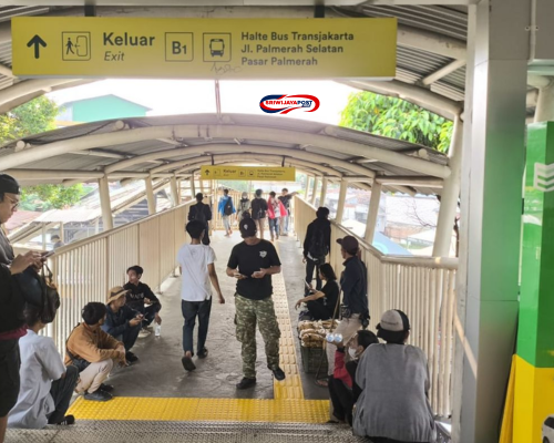 Demo di DPR, Penumpang KRL Dilarang Berhenti di Stasiun Palmerah!