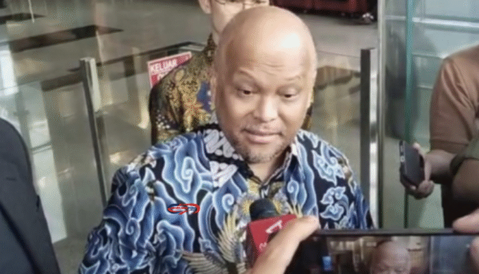 KPK Sita Rp1,3 Miliar dari Ilham Habibie, Mobil Mercy Dikembalikan!