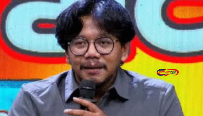 Ferry Irwandi Ungkap Komunikasi dengan TNI