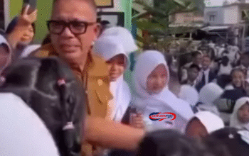 Video Viral Kepala Sekolah di Sumsel Dicopot Ditangisi Para Siswanya