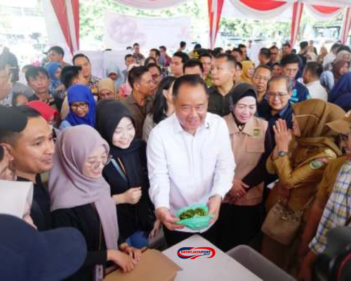 Pemprov Sumsel Gelar Pasar Murah: Wagub Cik Ujang Tekan Inflasi dengan Harga Sembako Diskon!