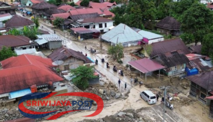 Curah Hujan Tinggi, Maninjau Sumbar Kembali Dilanda Banjir Bandang