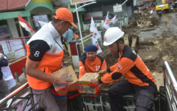 Aksi Nyata PKS Sumsel: Gaji Dewan Dipotong, Bantuan Mengalir ke Korban Bencana