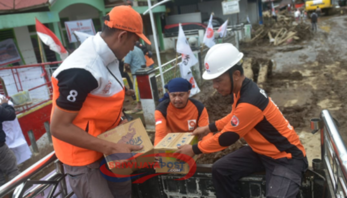 Aksi Nyata PKS Sumsel: Gaji Dewan Dipotong, Bantuan Mengalir ke Korban Bencana